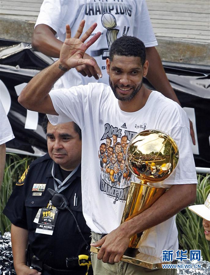 他们正在努 他们正在努